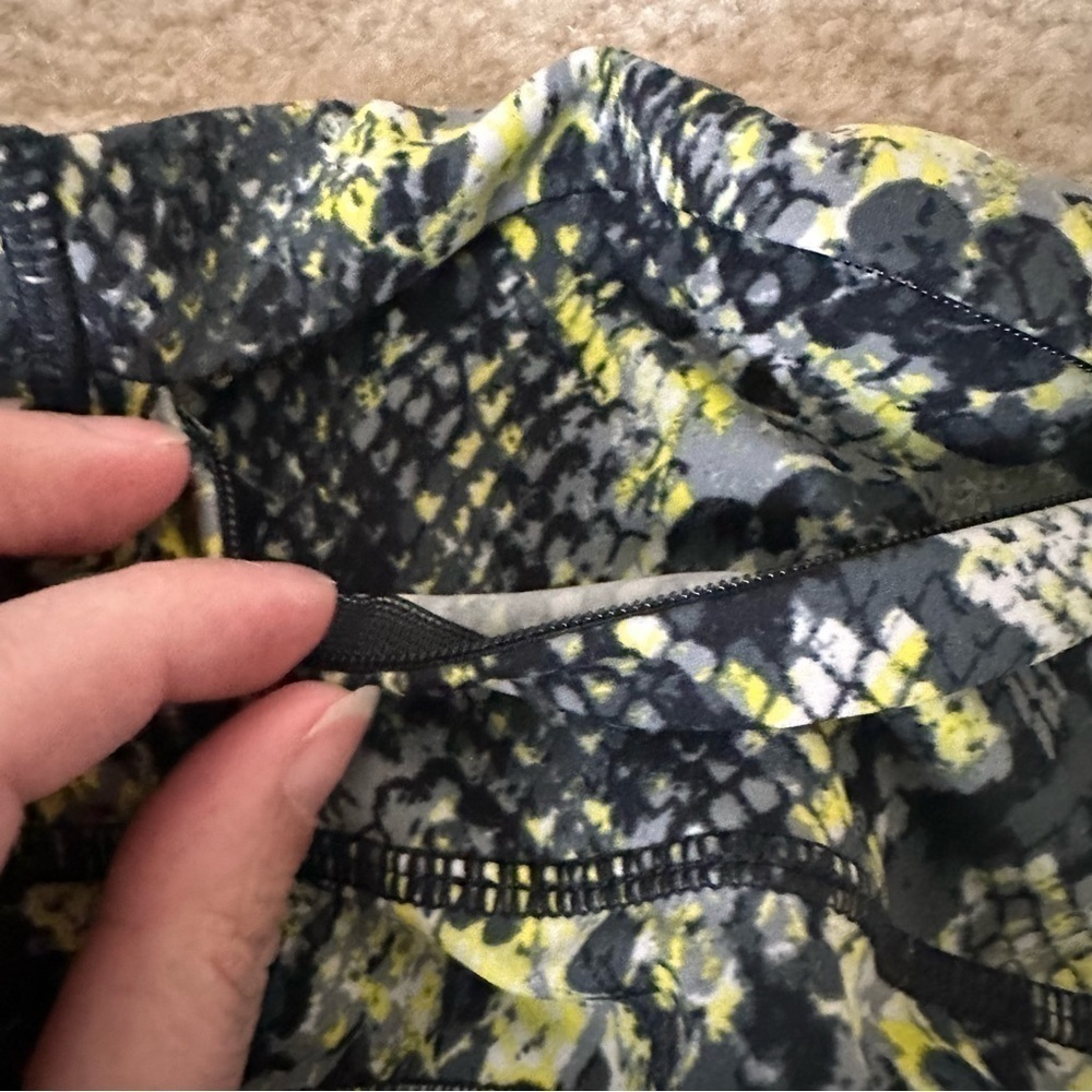 NWOT Women’s Sweaty Betty The Power Animal Print Leggings! - Picture 6 of 8